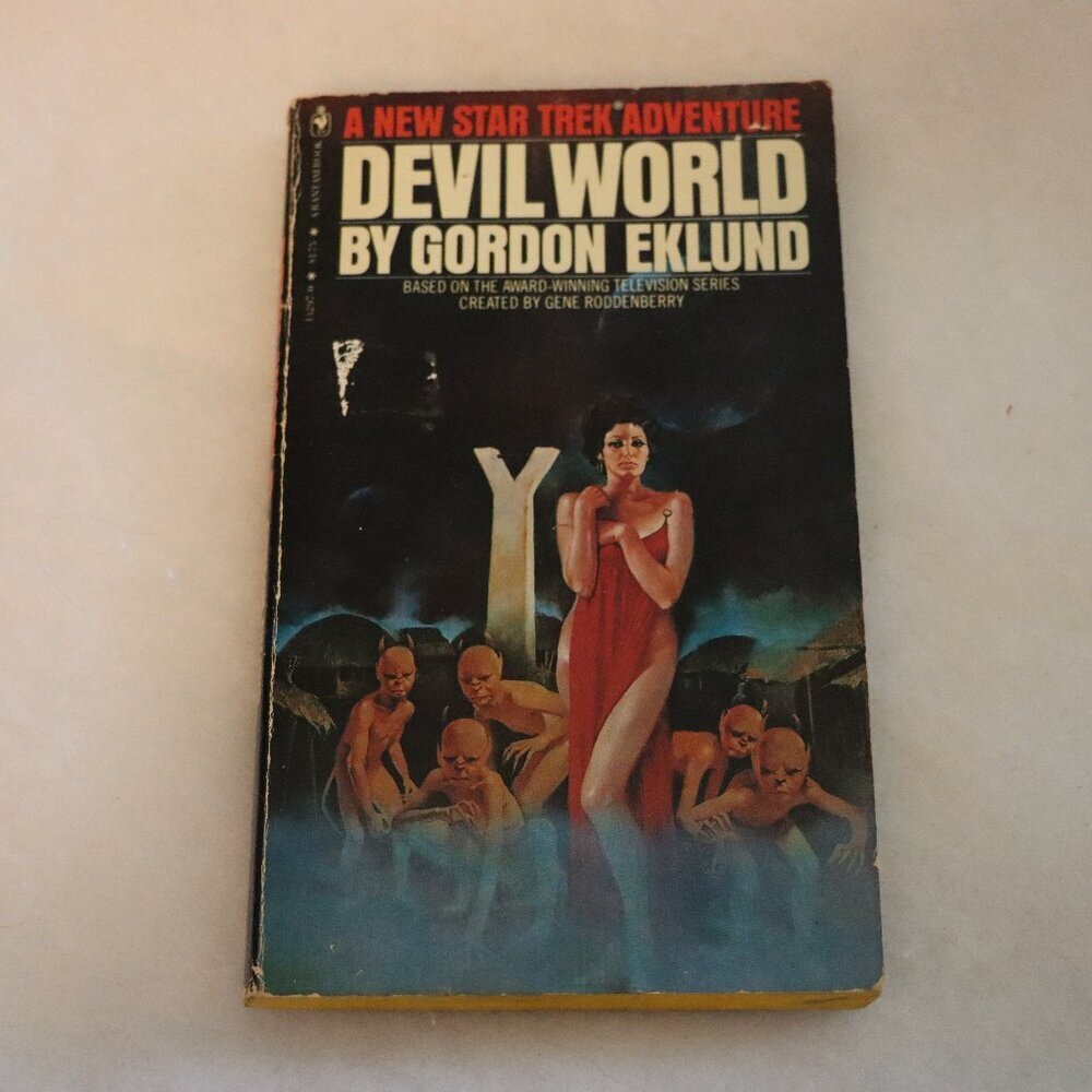 Devil World by Gordon Eklund, Star Trek Paperback book in good condition